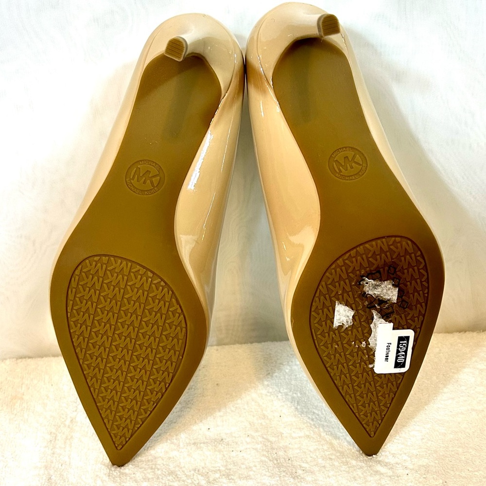 New Michael Kors Womens Tan Alina Flex Pump / size 7 - Picture 5 of 11